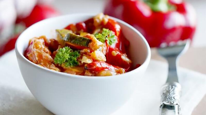 Ароматное овощное рагу с грибами: рецепт блюда