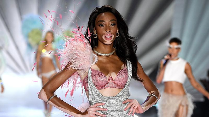 "Ангел" Victoria's Secret Винни Харлоу взбудоражила сеть сексапильными снимками: 18+