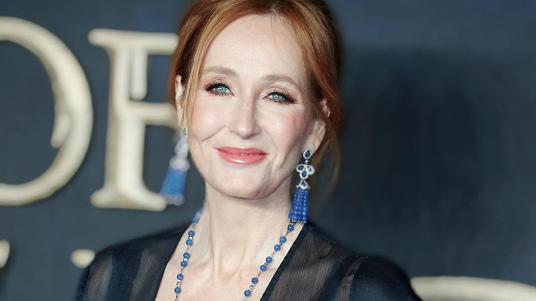 Какую сумму в день зарабатывает автор "Гарри Поттера" Джоан Роулинг: потрясающие данные