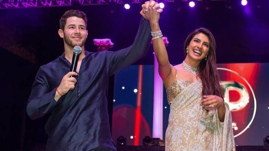 Святкування продовжується: як пройшов другий день весілля Пріянки Чопри та Ніка Джонаса Святкування продовжується: як пройшов другий день весілля Пріянки Чопри та Ніка Джонаса