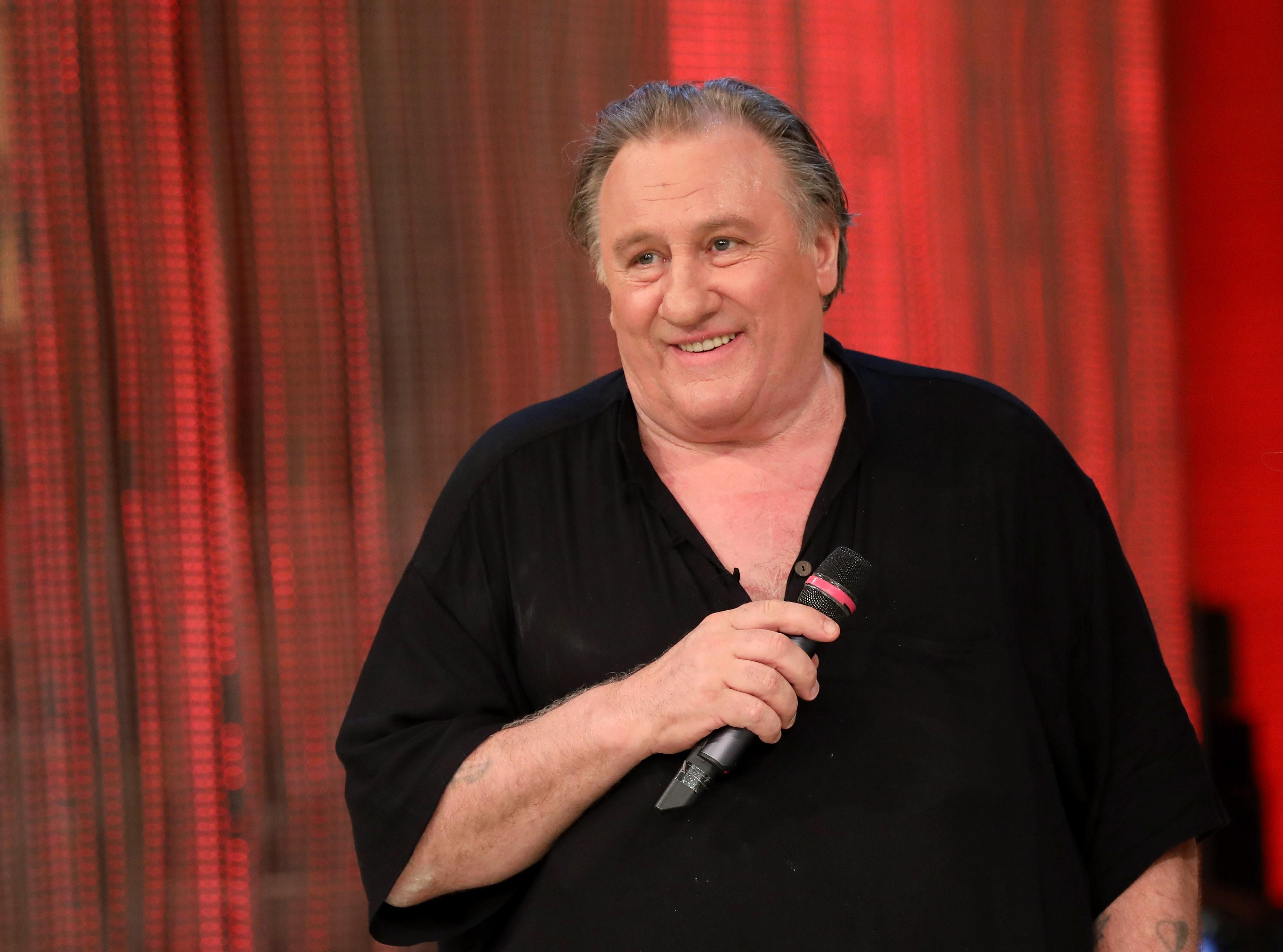 Жерар Депардье оформил прописку в российском Новосибирске Жерар Депардье оформил прописку в российском Новосибирске