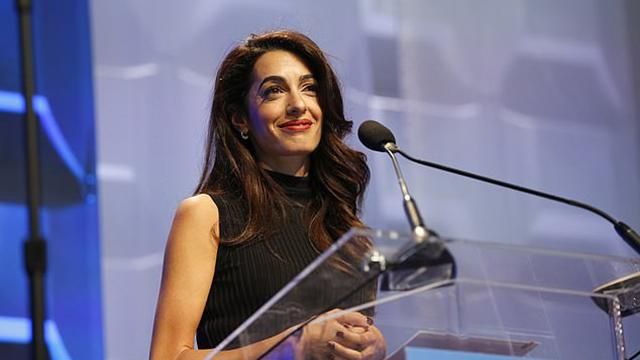 Амаль Клуні зізналась, що стала жертвою сексуальних домагань 