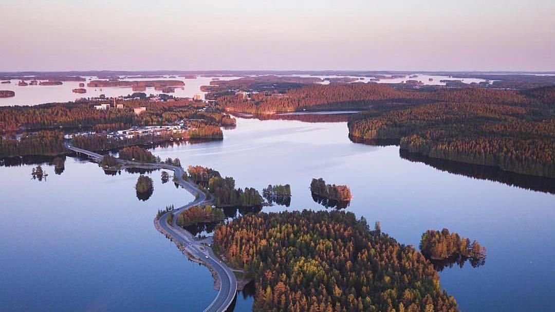 Жители Финляндии рекламируют фантастическое место, где "ничего нет": невероятное видео