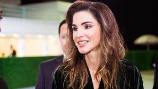 Королева Йорданії засвітила елегантну сукню від мас-маркету: фотофакт