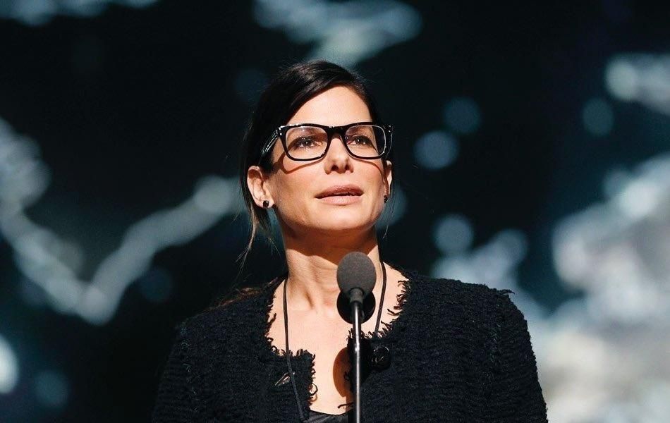 "Я могу назвать себя невротичкой", – Сандра Буллок рассказала о воспитании детей "Я могу назвать себя невротичкой", – Сандра Буллок рассказала о воспитании детей