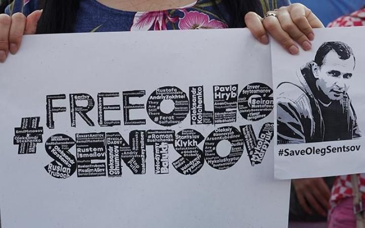 European Film Award: на церемонии вручения кинопремий вспомнили об Олеге Сенцове European Film Award: на церемонии вручения кинопремий вспомнили об Олеге Сенцове