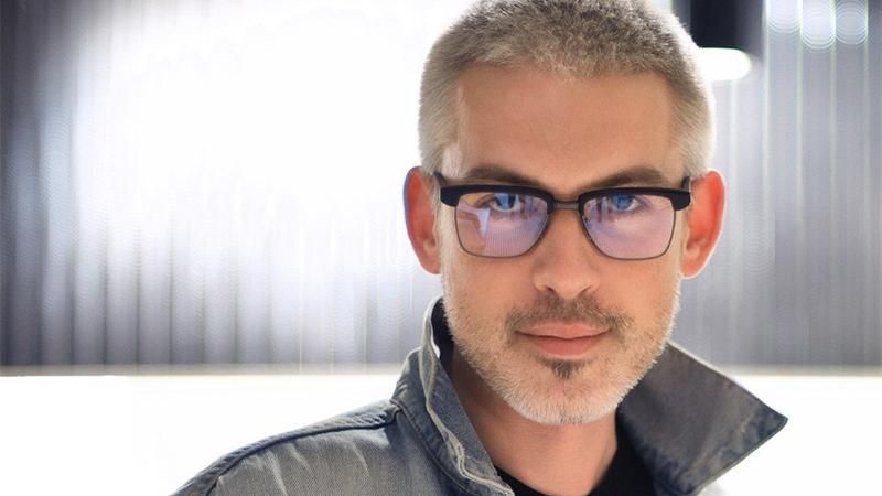 После резонансного скандала украинский Vogue представил нового редактора После резонансного скандала украинский Vogue представил нового редактора