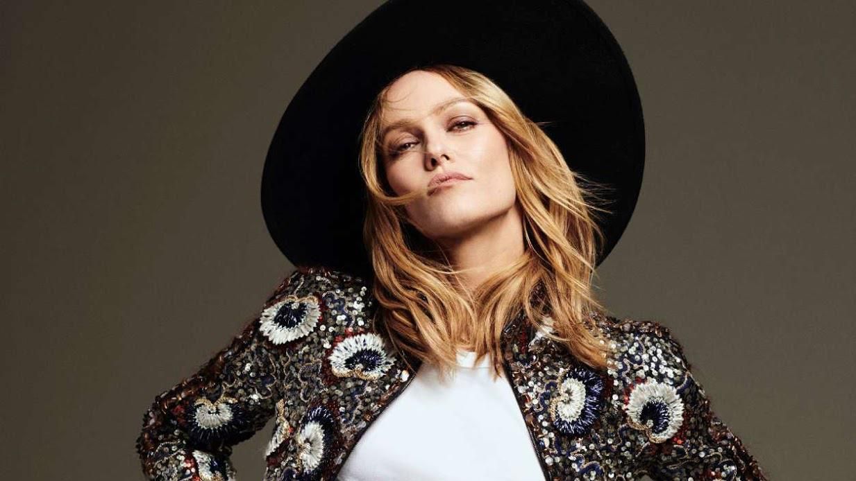 Ванессі Параді – 48! Ванессі Параді – 48!