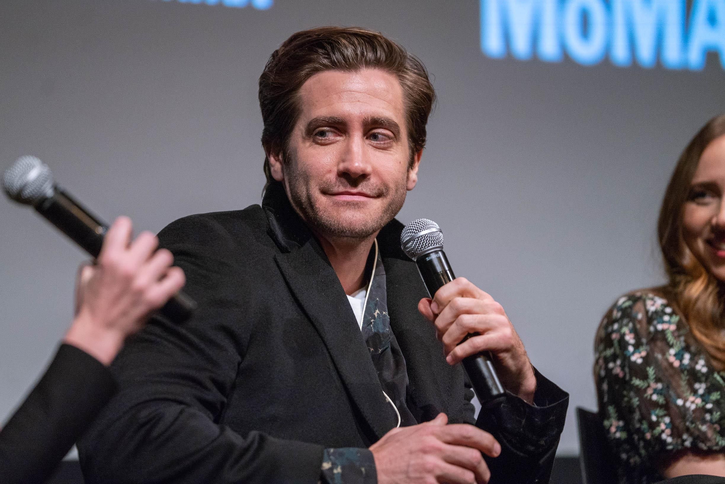 Джейк Джилленхол закрутил роман с 22-летней моделью Джейк Джилленхол закрутил роман с 22-летней моделью