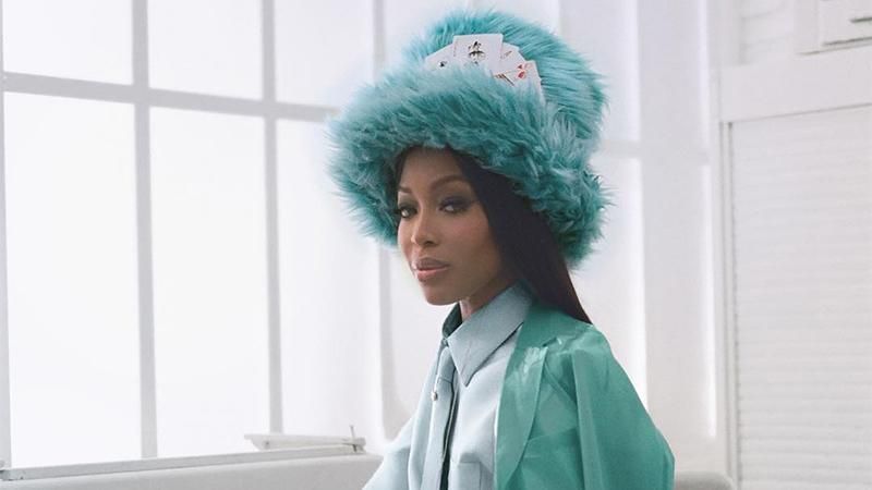 Модель Наоми Кэмпбелл показала свою прическу без парика: неожиданное фото Модель Наоми Кэмпбелл показала свою прическу без парика: неожиданное фото