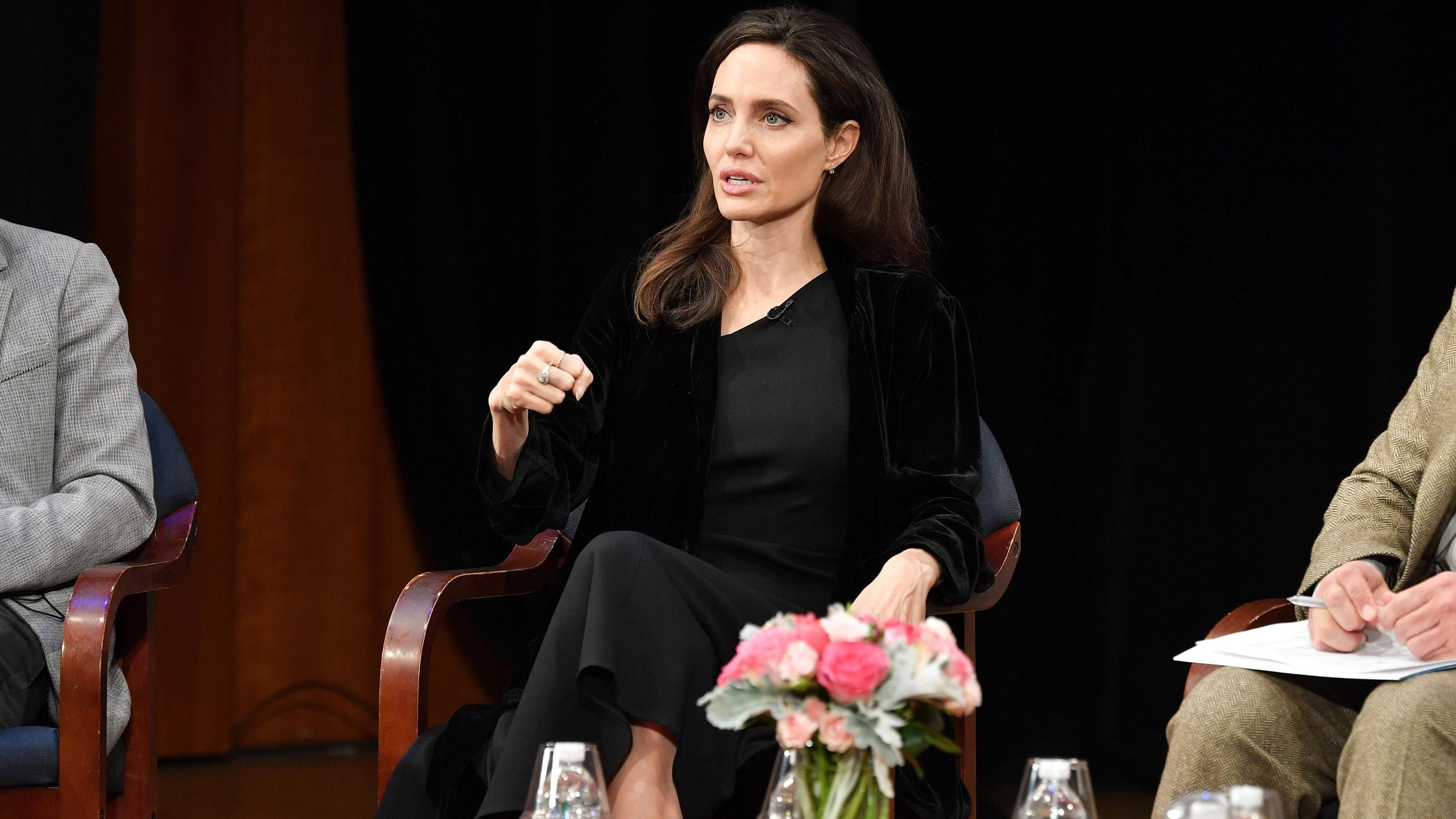 Анджелина Джоли прокомментировала свои политические амбиции Анджелина Джоли прокомментировала свои политические амбиции