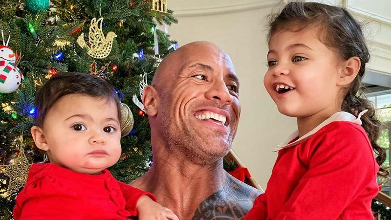 Актер Дуэйн Джонсон показал своих маленьких дочерей: волшебные фото