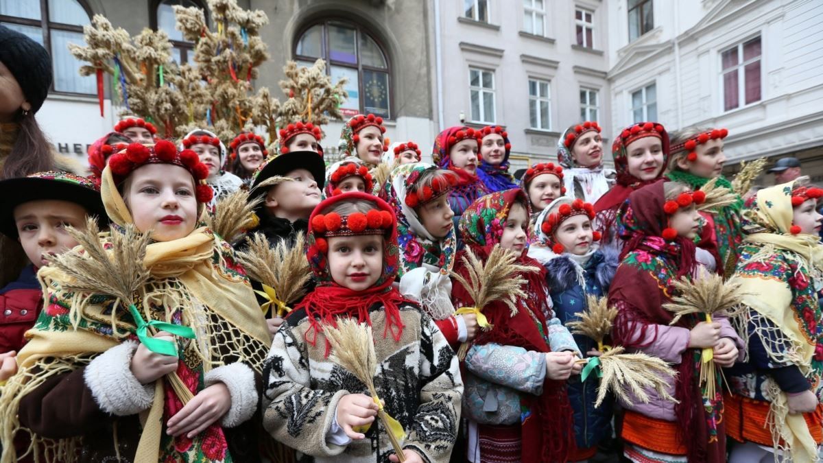 Колядки для дорослих – текст українських колядок на Різдво 2023