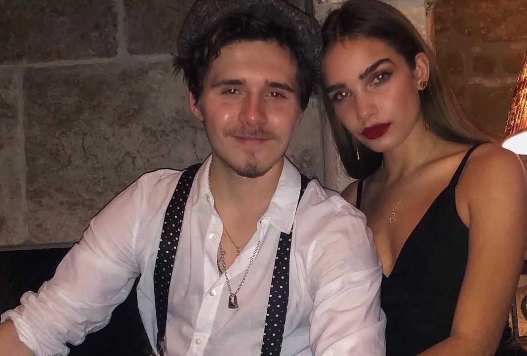 Бруклін Бекхем відсвяткував Новий рік з новою дівчиною і сім'єю: фото Бруклін Бекхем відсвяткував Новий рік з новою дівчиною і сім'єю: фото