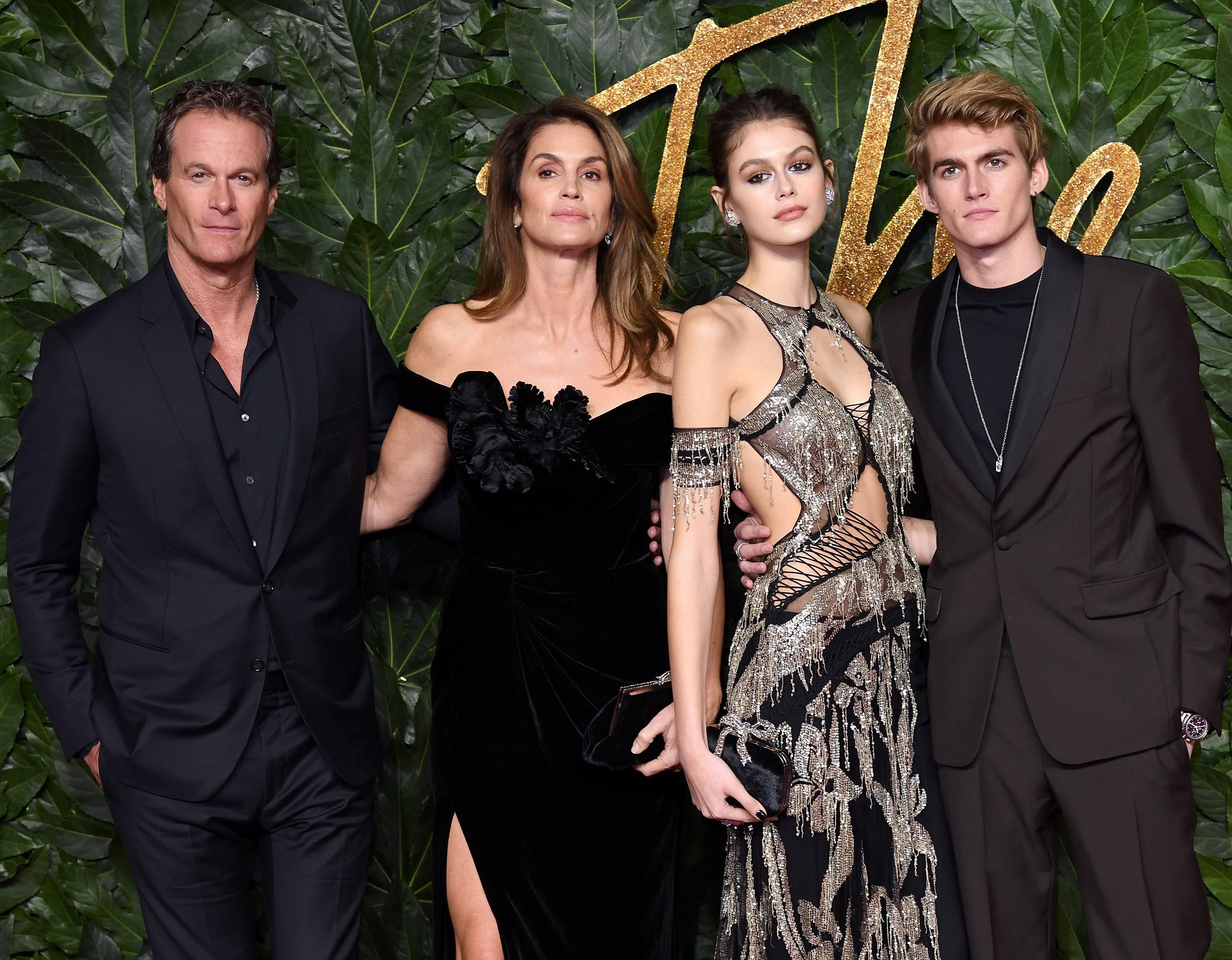 Полиция задержала 19-летнего сына супермодели Синди Кроуфорд: неожиданные детали Полиция задержала 19-летнего сына супермодели Синди Кроуфорд: неожиданные детали