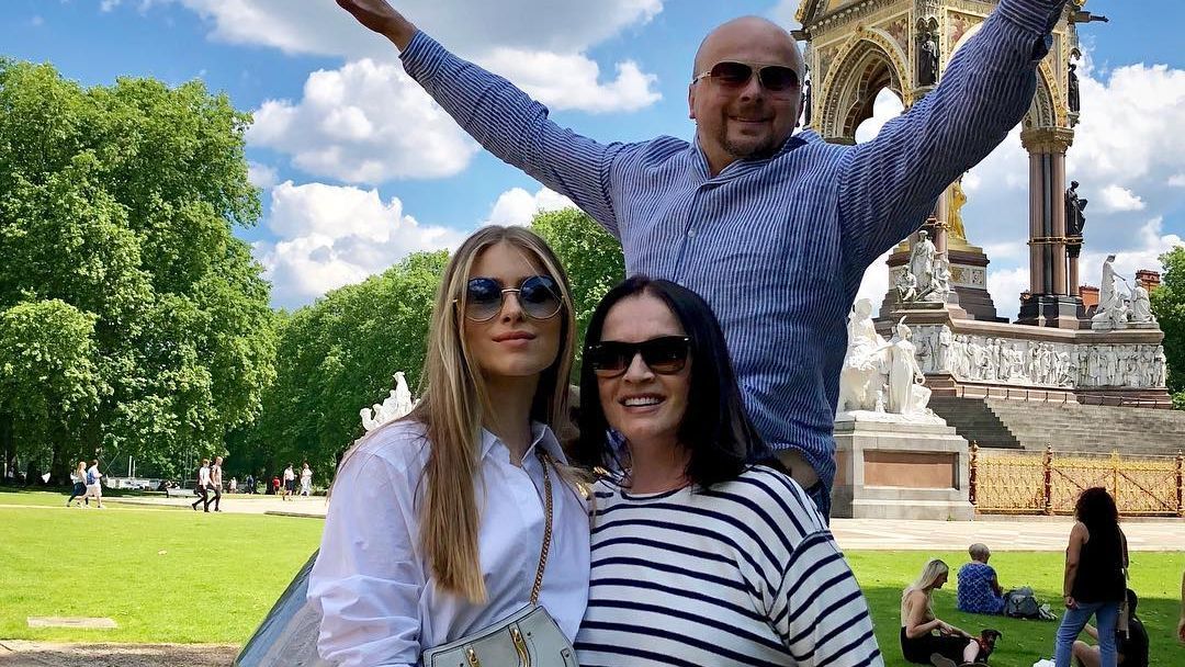 Внучка Софии Ротару поделилась семейными снимками с отдыха в Лондоне: трогательные фото Внучка Софии Ротару поделилась семейными снимками с отдыха в Лондоне: трогательные фото
