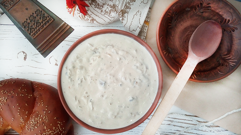 Рецепт грибной подливы на сметане с пряными специями Рецепт грибной подливы на сметане с пряными специями