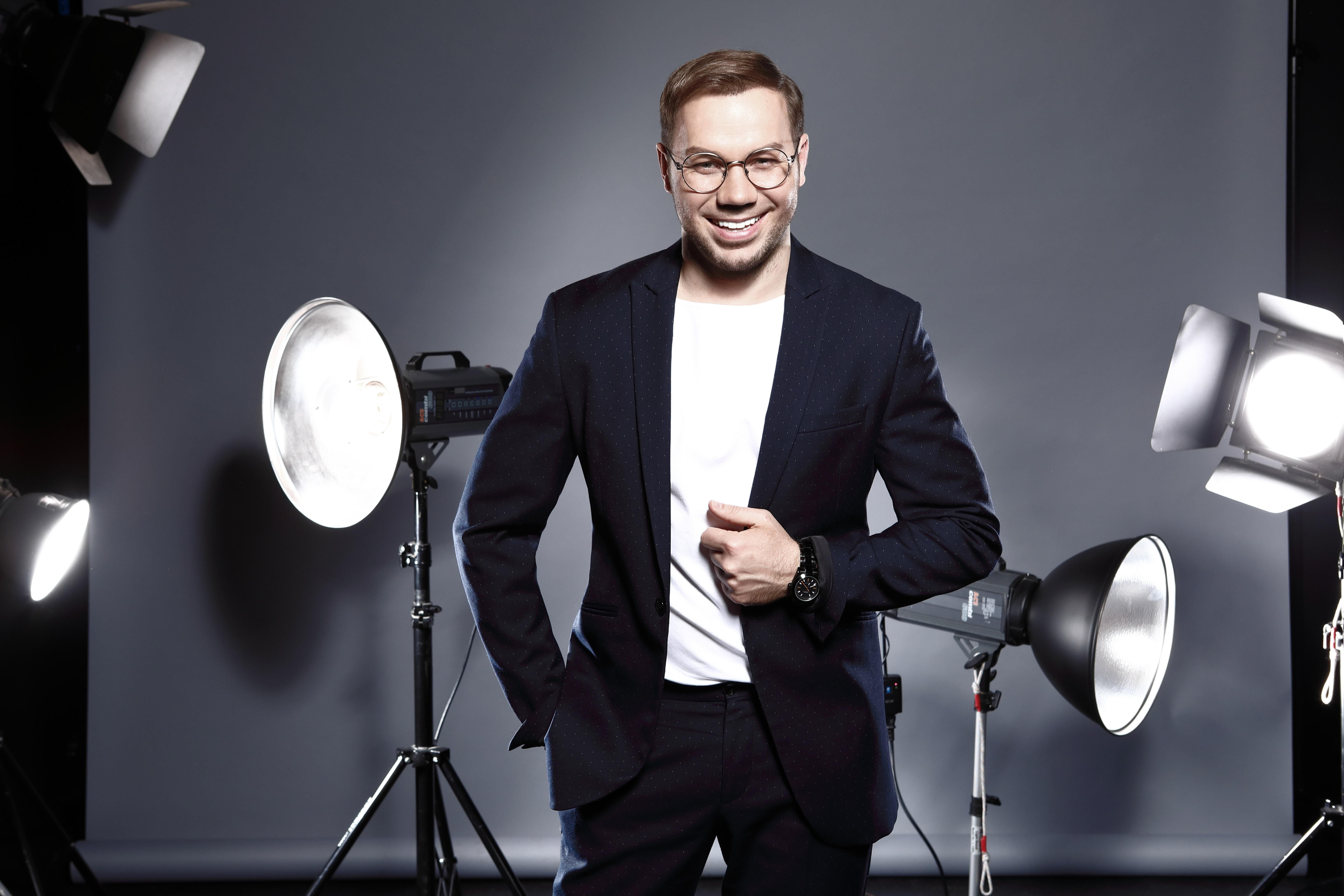 Эксклюзивный показ: украинский дизайнер Andre Tan откроет весенний Junior Fashion Week Эксклюзивный показ: украинский дизайнер Andre Tan откроет весенний Junior Fashion Week