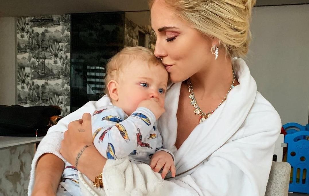 К'яра Ферраньї показала, як підріс її 10-місячний син: кумедні фото К'яра Ферраньї показала, як підріс її 10-місячний син: кумедні фото