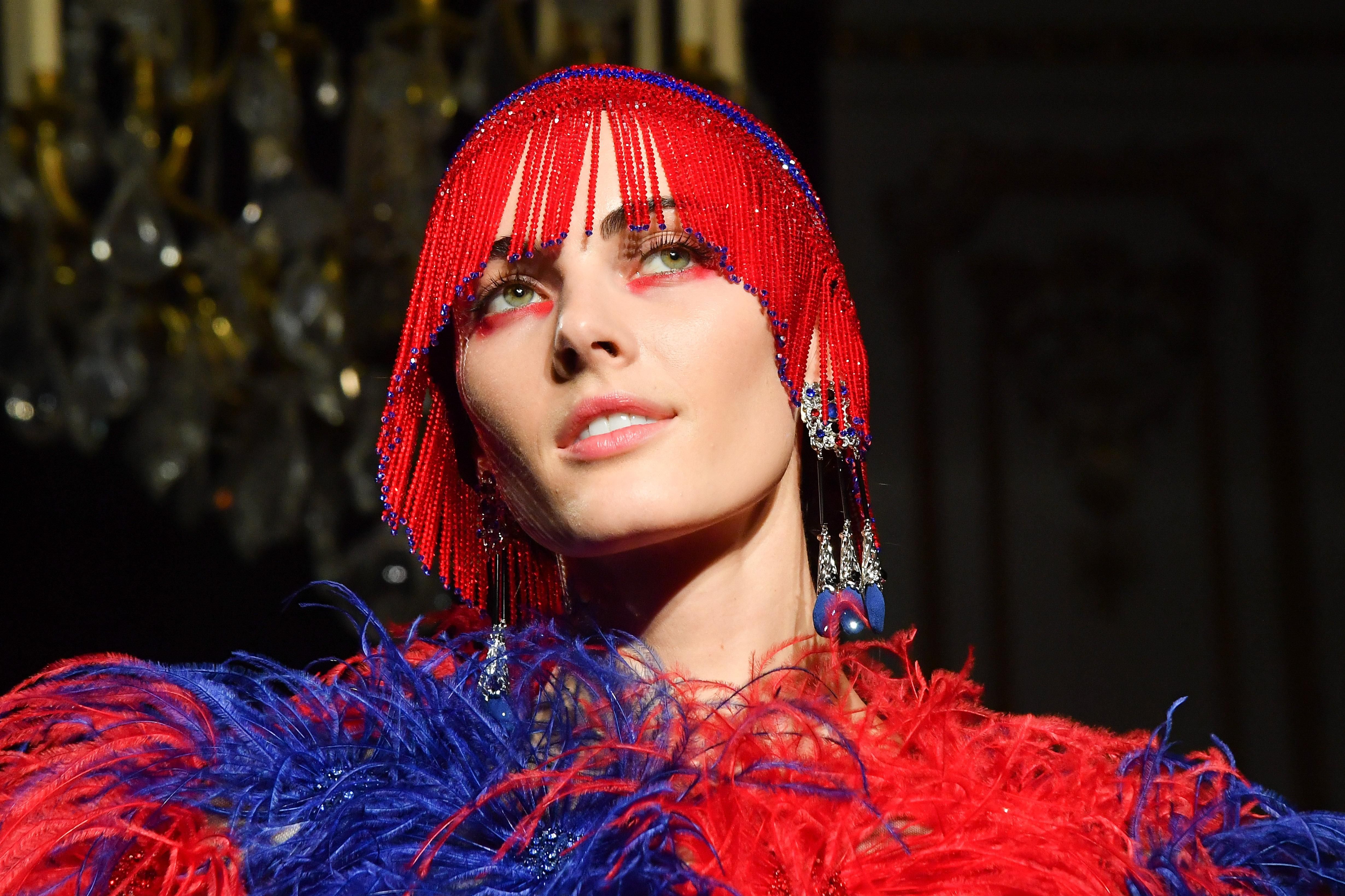 Додати барв: яскраві образи з шоу Giorgio Armani Prive – фотоогляд Додати барв: яскраві образи з шоу Giorgio Armani Prive – фотоогляд