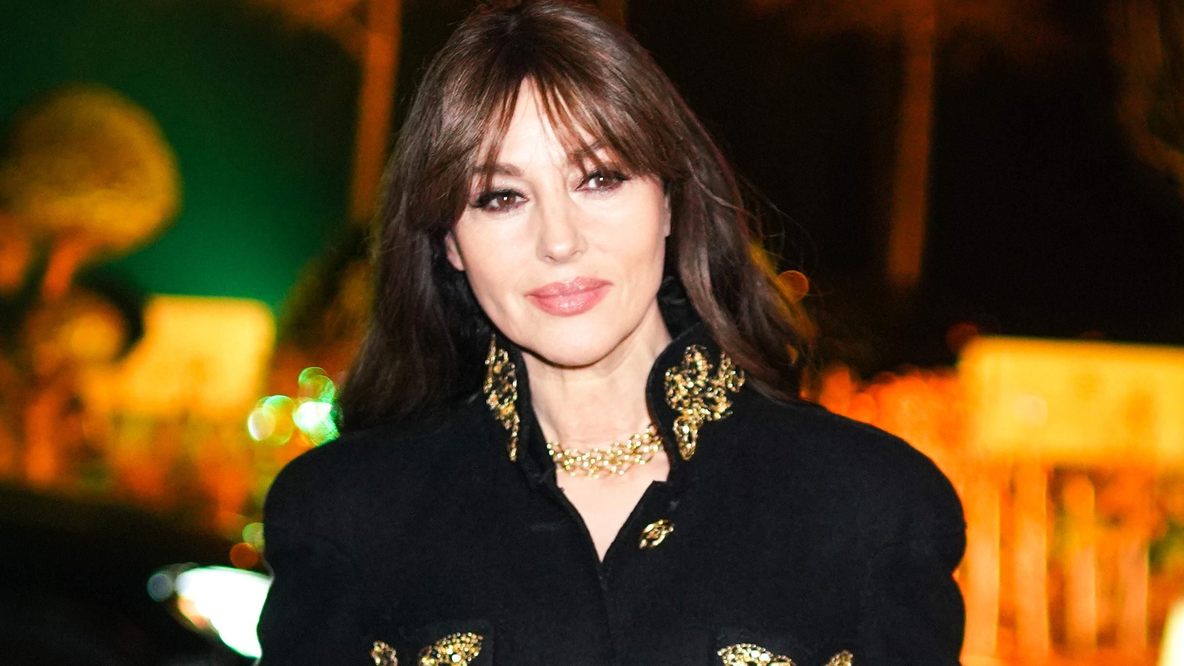 Моника Беллуччи очаровала выходом в наряде от Chanel: яркие фото Моника Беллуччи очаровала выходом в наряде от Chanel: яркие фото