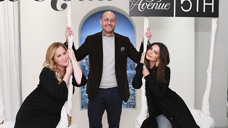 Беременная Эми Шумер примерила купальник от Эмили Ратаковски: пикантное фото Беременная Эми Шумер примерила купальник от Эмили Ратаковски: пикантное фото