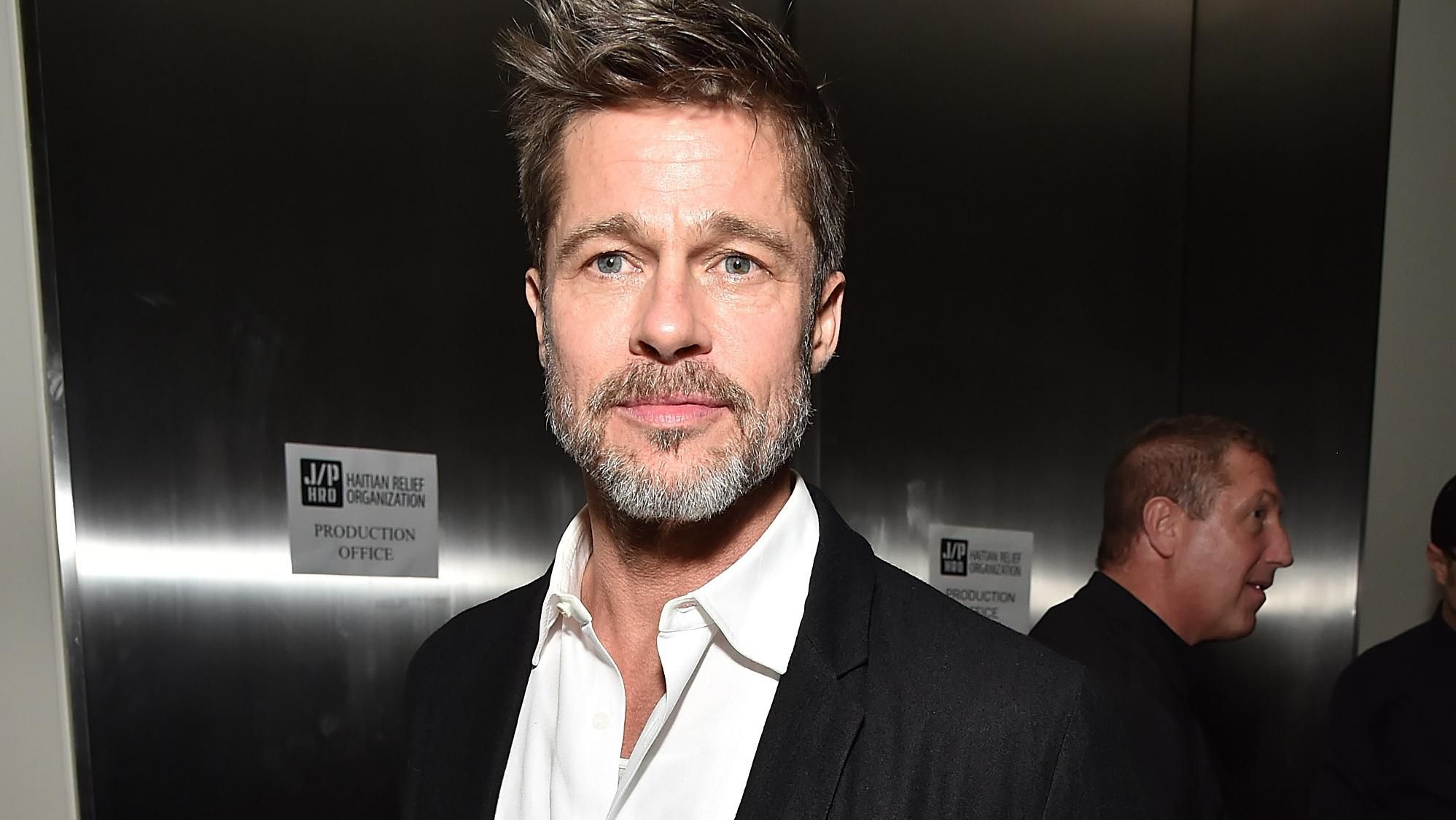 "Вони точно зустрічаються": екс-охоронець Бреда Пітта розповів нові подробиці роману з Терон "Вони точно зустрічаються": екс-охоронець Бреда Пітта розповів нові подробиці роману з Терон