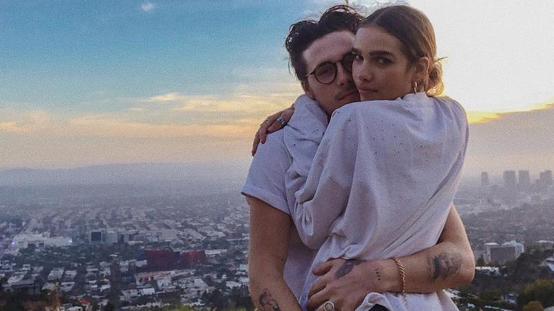 Бруклин Бекхэм устроил для своей девушки откровенную фотосессию: пикантные кадры