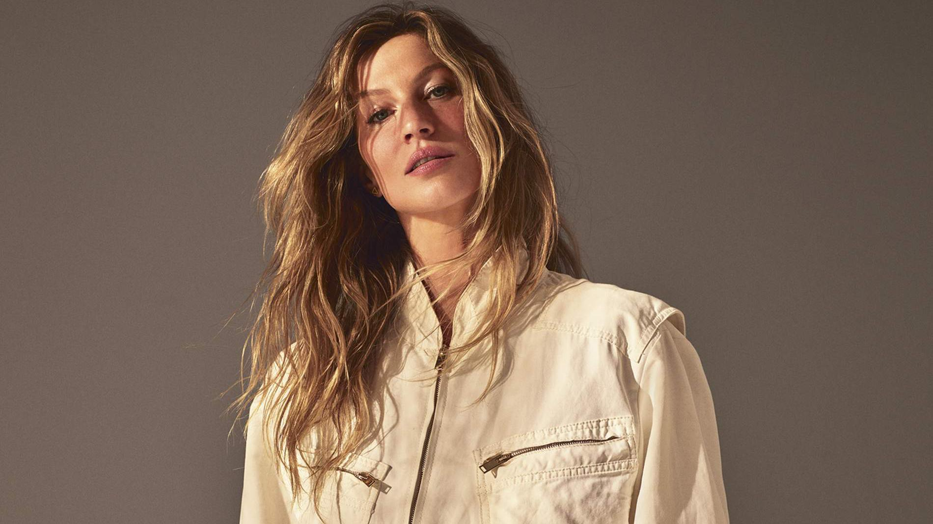 Бразильская супермодель Бюндхен снялась в нежных образах для известного глянца: фото