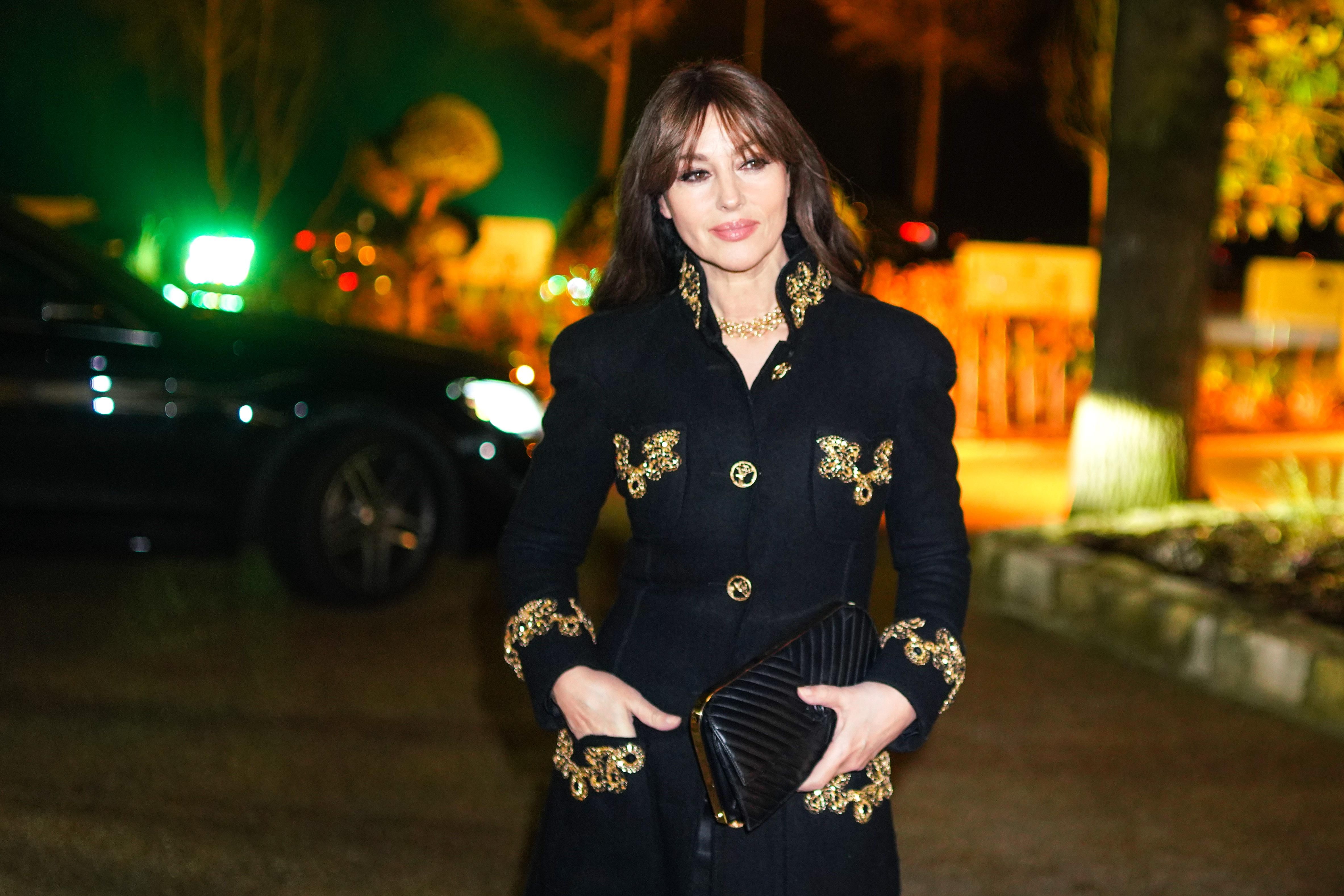 Загадкова Моніка Беллуччі прикрасила обкладинку польського журналу: фото Загадкова Моніка Беллуччі прикрасила обкладинку польського журналу: фото