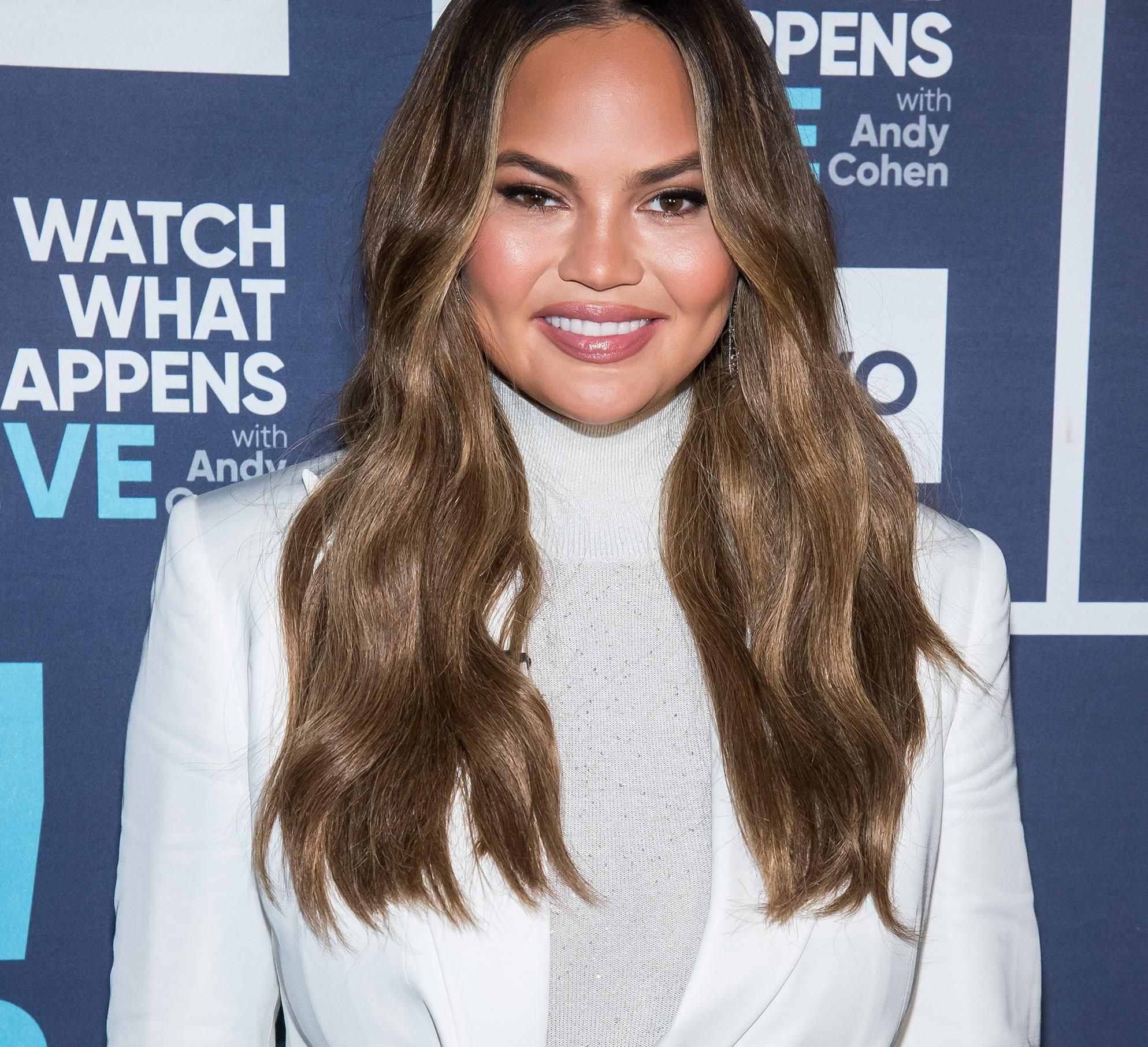 Сложно быть милой, – Крисси Тейген показала, как выглядела в детстве: фото Сложно быть милой, – Крисси Тейген показала, как выглядела в детстве: фото