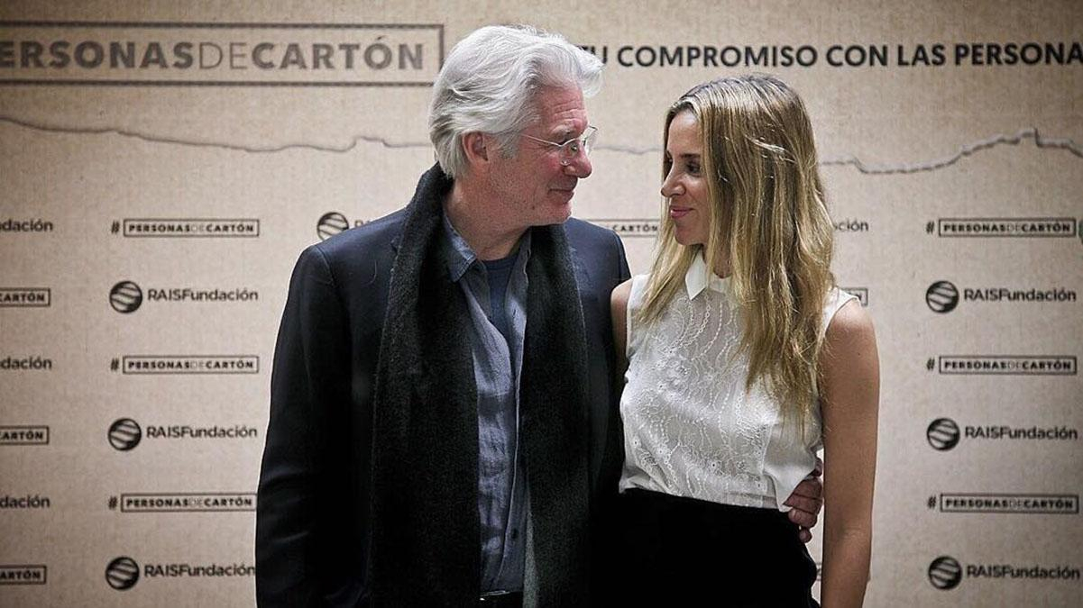 69-летний Ричард Гир назвал новорожденного ребенка в честь своей жены: интересные детали