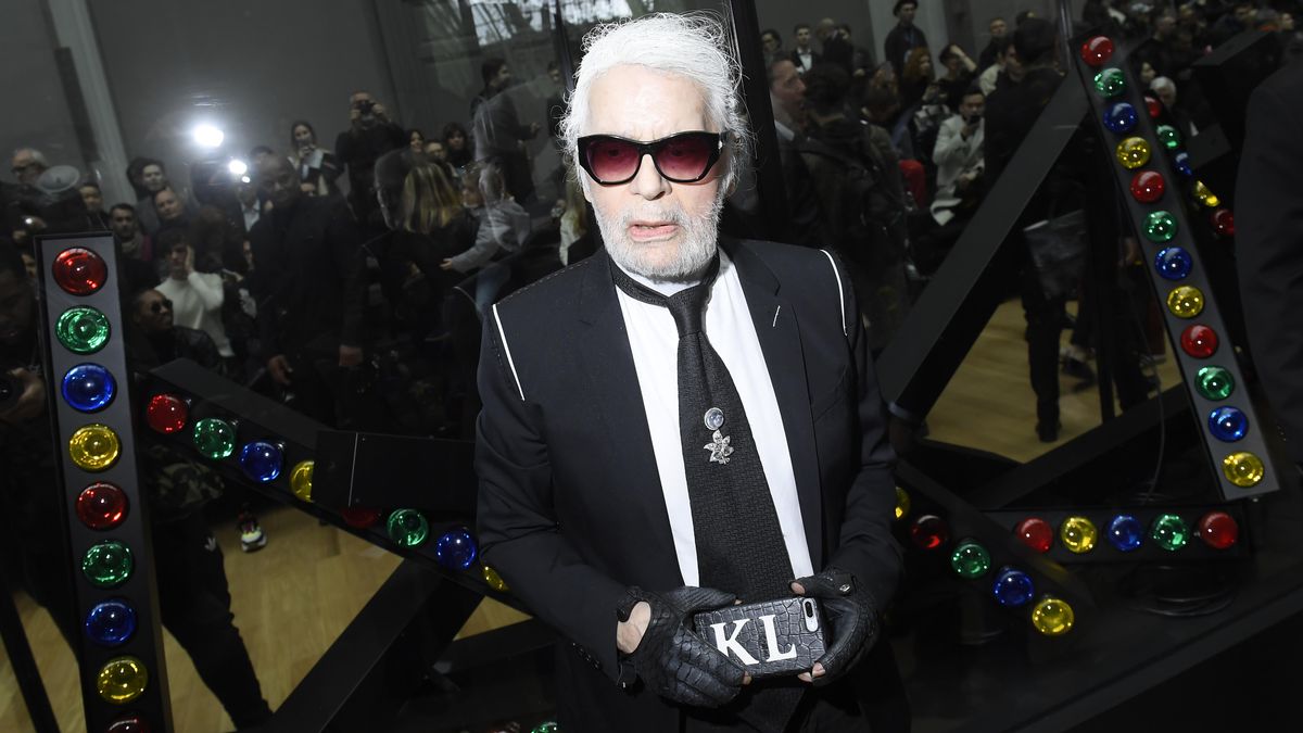 Умер Карл Лагерфельд- коллекции Chanel, фото как Лагерфельд изменил мир моды - фото