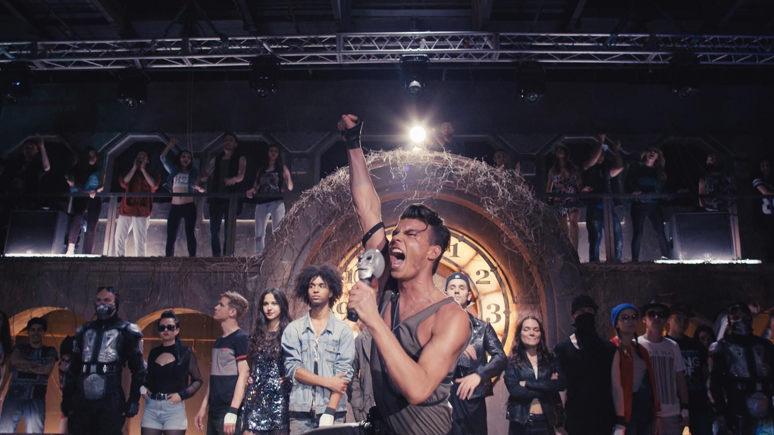 "Давай танцуй": как снять качественный танцевальный фильм в Украине "Давай танцуй": как снять качественный танцевальный фильм в Украине