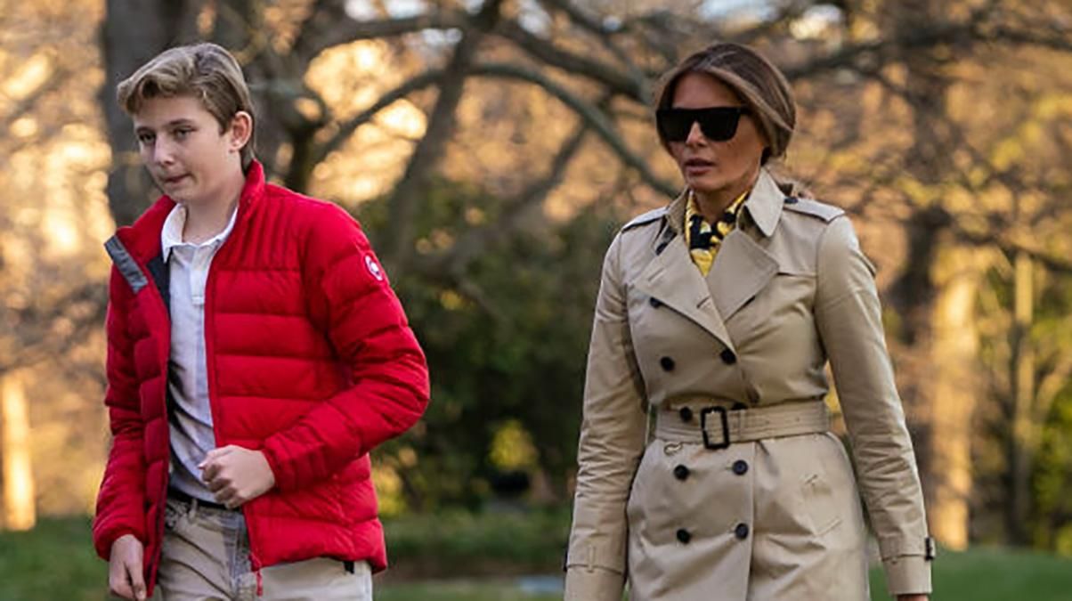 Просто і зі смаком: Меланія Трамп показала елегантний весняний образ Просто і зі смаком: Меланія Трамп показала елегантний весняний образ