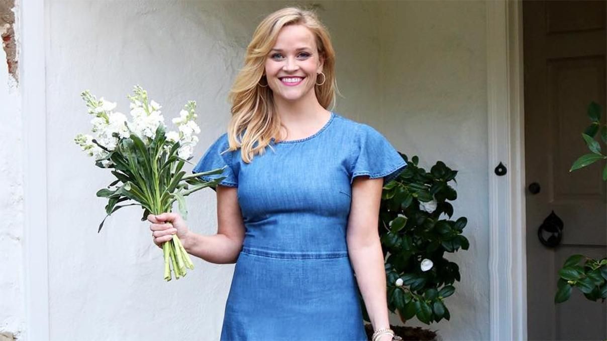 Риз Уизерспун забавно прокомментировала слухи о четвертой беременности Риз Уизерспун забавно прокомментировала слухи о четвертой беременности