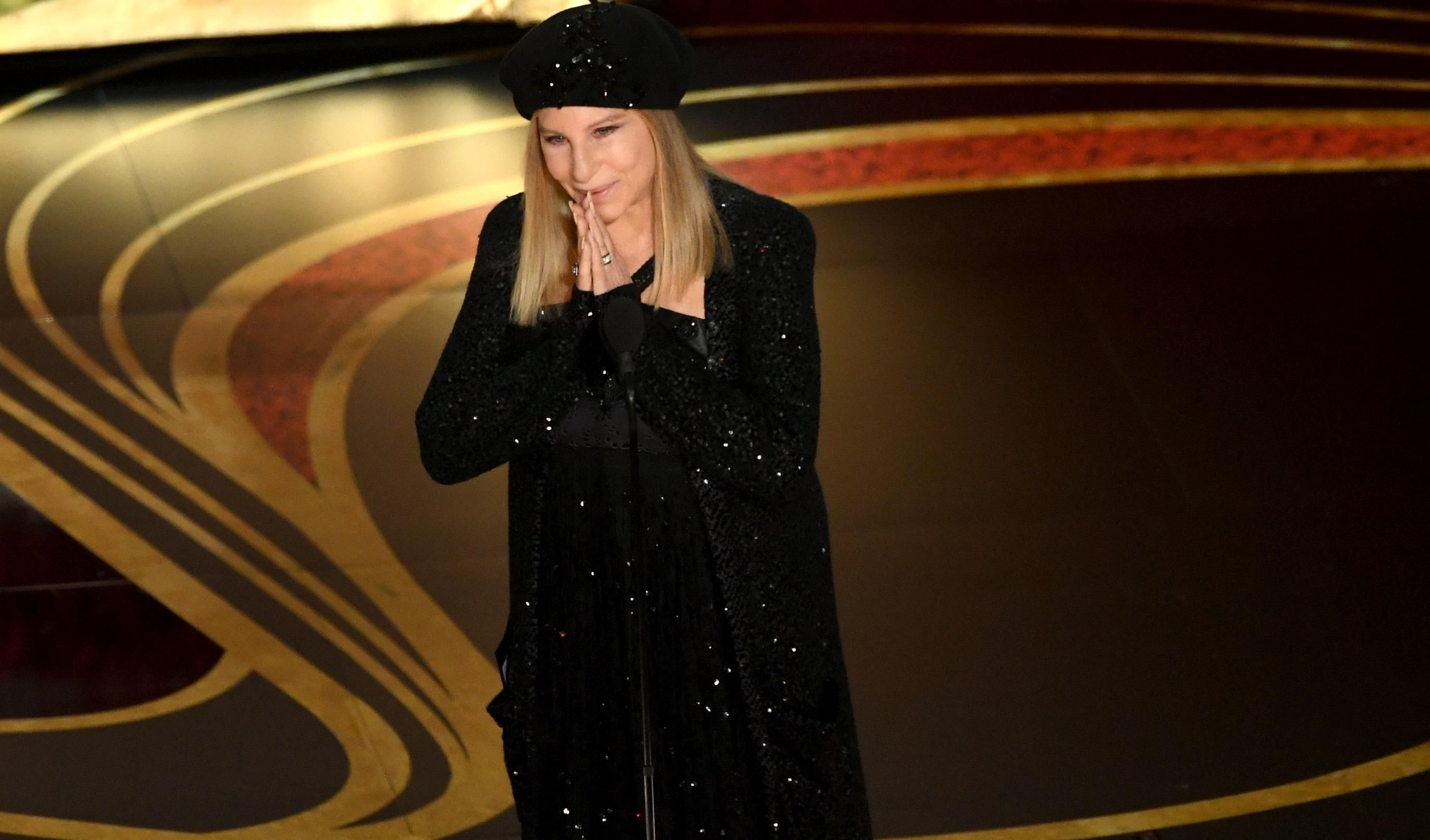 Барбра Стрейзанд пожалела о своих словах в защиту Майкла Джексона Барбра Стрейзанд пожалела о своих словах в защиту Майкла Джексона