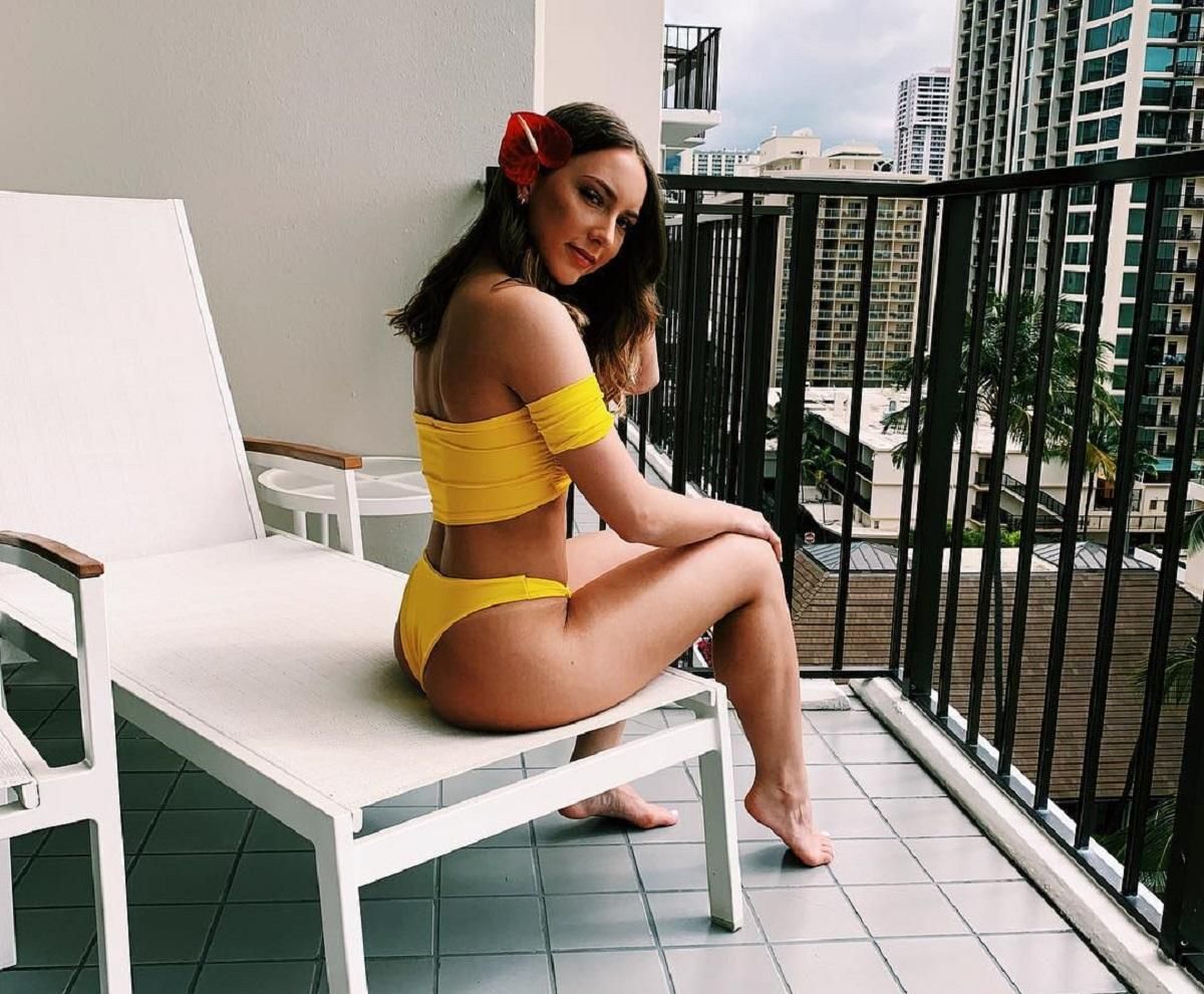 Доросла дочка Емінема показала звабливу фігуру в бікіні: фото Доросла дочка Емінема показала звабливу фігуру в бікіні: фото