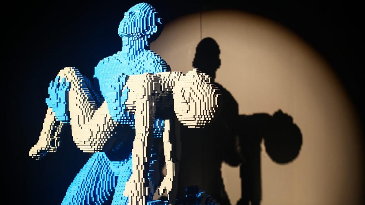 Это надо видеть: американский художник создает потрясающие скульптуры из LEGO