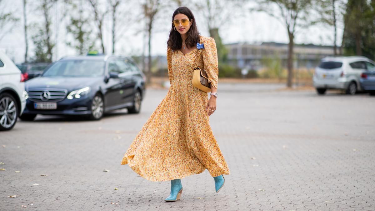 Колір, тканина та фасон: якою є ідеальна сукня весни-2019 