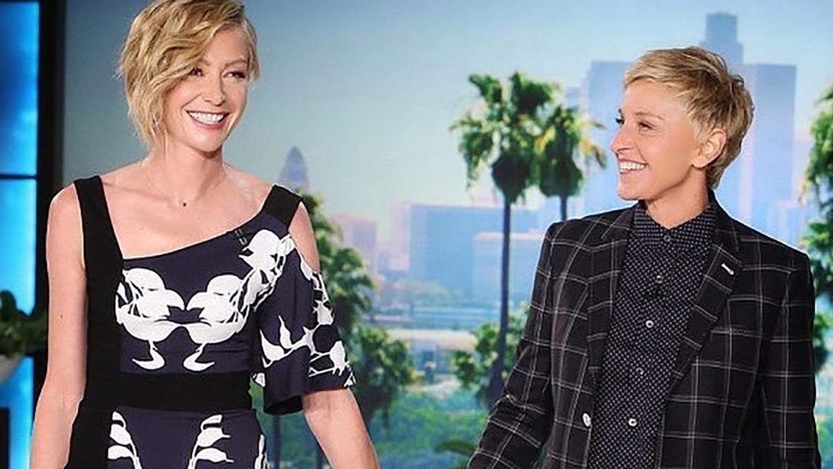 Эллен Дедженерес и ее жена Порша продают поместье в Беверли-Хиллз за 18 миллионов долларов Эллен Дедженерес и ее жена Порша продают поместье в Беверли-Хиллз за 18 миллионов долларов