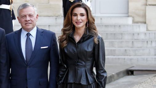 Королева Ранія підкорює Париж у стильному шкіряному вбранні: ефектні фото