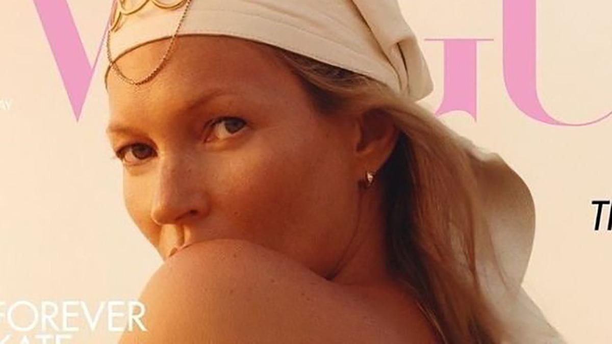 Топлесс и без макияжа: Кейт Мосс украсила обложку известного глянца