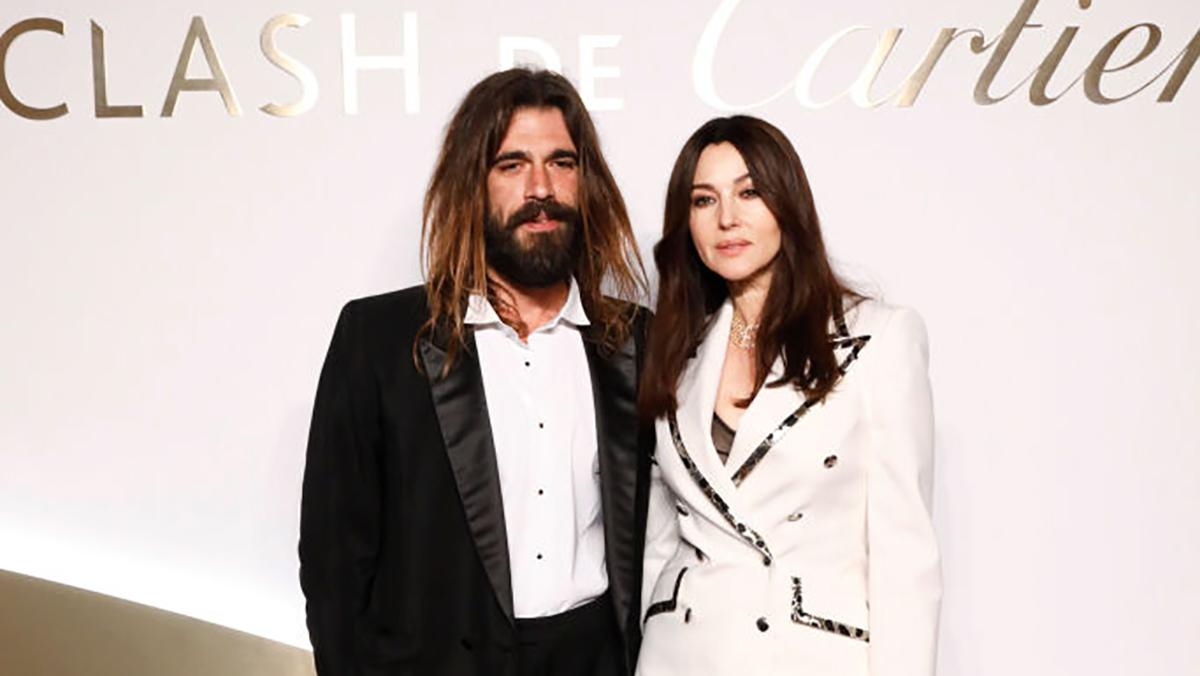 Моника Беллуччи пришла на светское мероприятие с бойфрендом: романтические фото