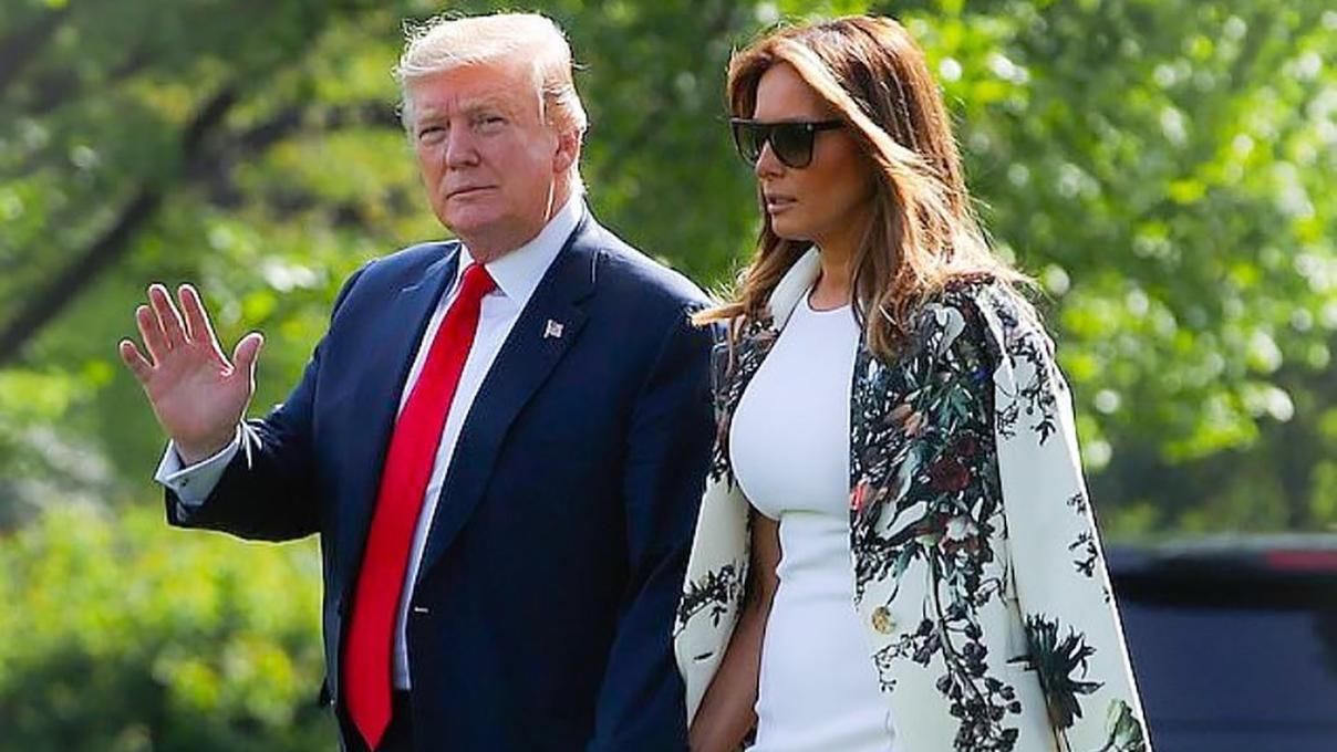 Білосніжна сукня і пальто в квітковий принт: Меланія Трамп здійснила ефектний вихід Білосніжна сукня і пальто в квітковий принт: Меланія Трамп здійснила ефектний вихід