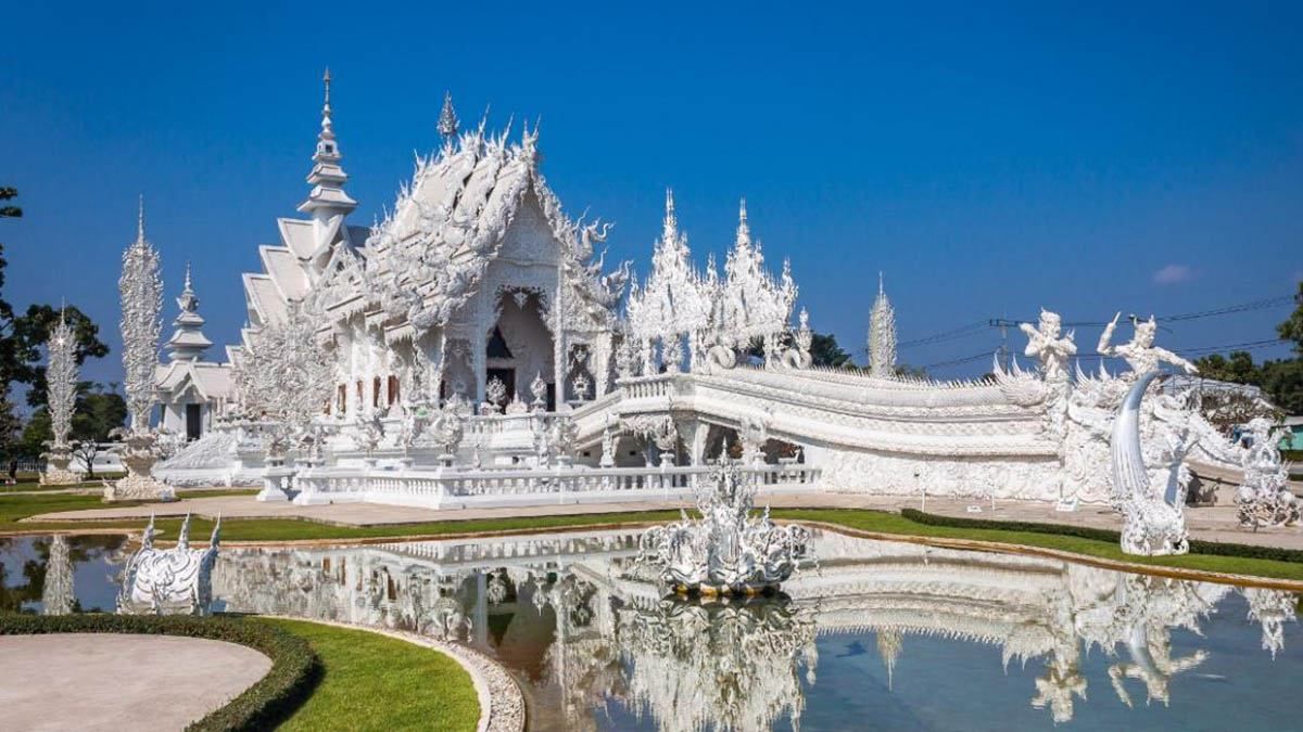 Чем уникален Белый храм в Таиланде: красота, которая очаровывает