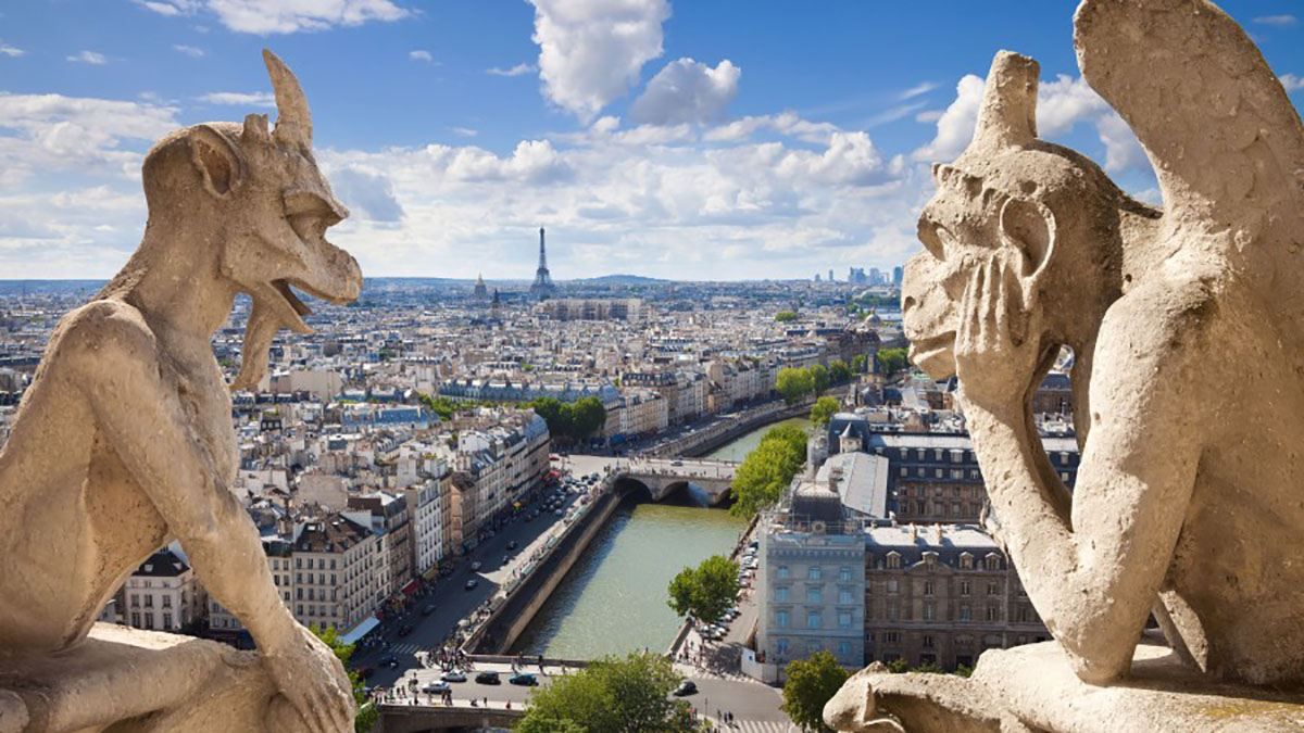 Зруйновану гаргулью з Норт-Даму відновили на 3D-принтері: фото Зруйновану гаргулью з Норт-Даму відновили на 3D-принтері: фото