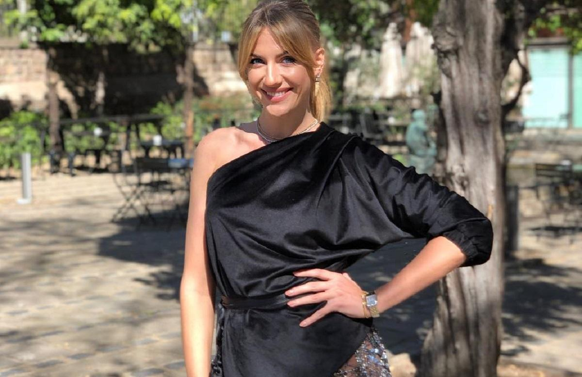 В прозрачных штанах: Леся Никитюк показала ягодицы на фото