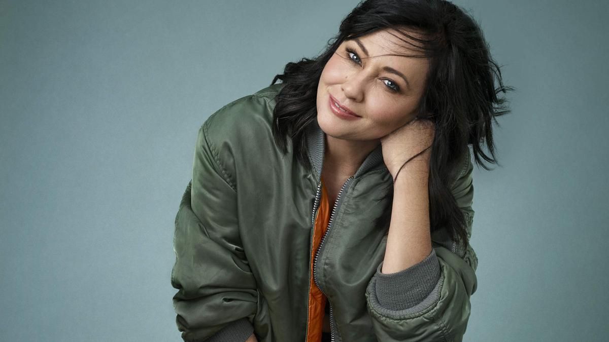 Официально: Шеннен Доэрти снимется в продолжении сериала "Беверли-Хиллз, 90210" Официально: Шеннен Доэрти снимется в продолжении сериала "Беверли-Хиллз, 90210"