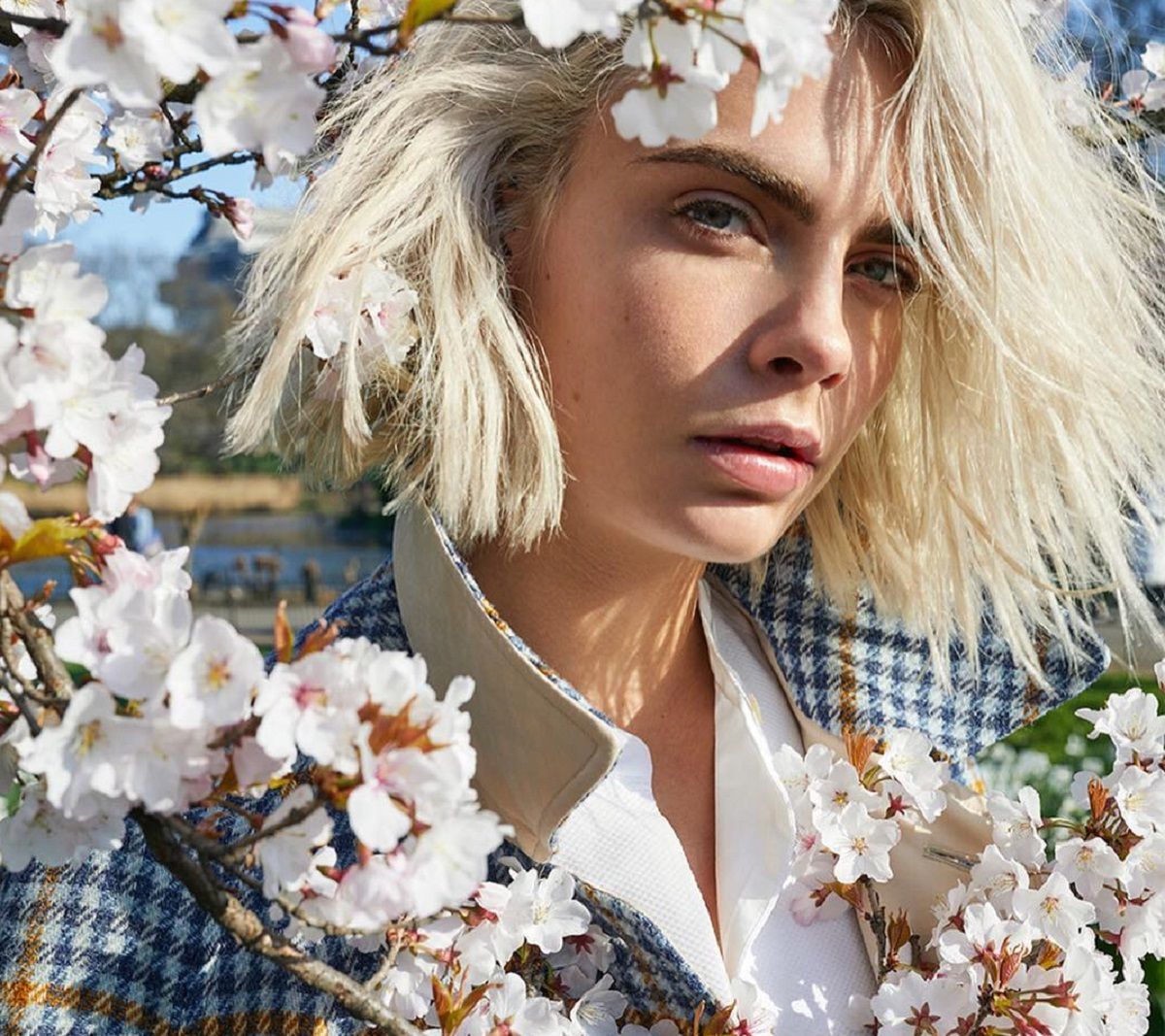 Дух справжнього Лондона! Кара Делевінь у новій рекламі Burberry Дух справжнього Лондона! Кара Делевінь у новій рекламі Burberry